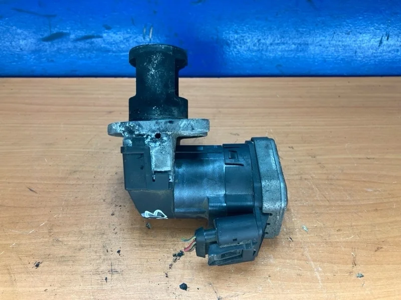 Клапан EGR Mercedes C W203 2002-2009 A6461400760 2.2 646.963