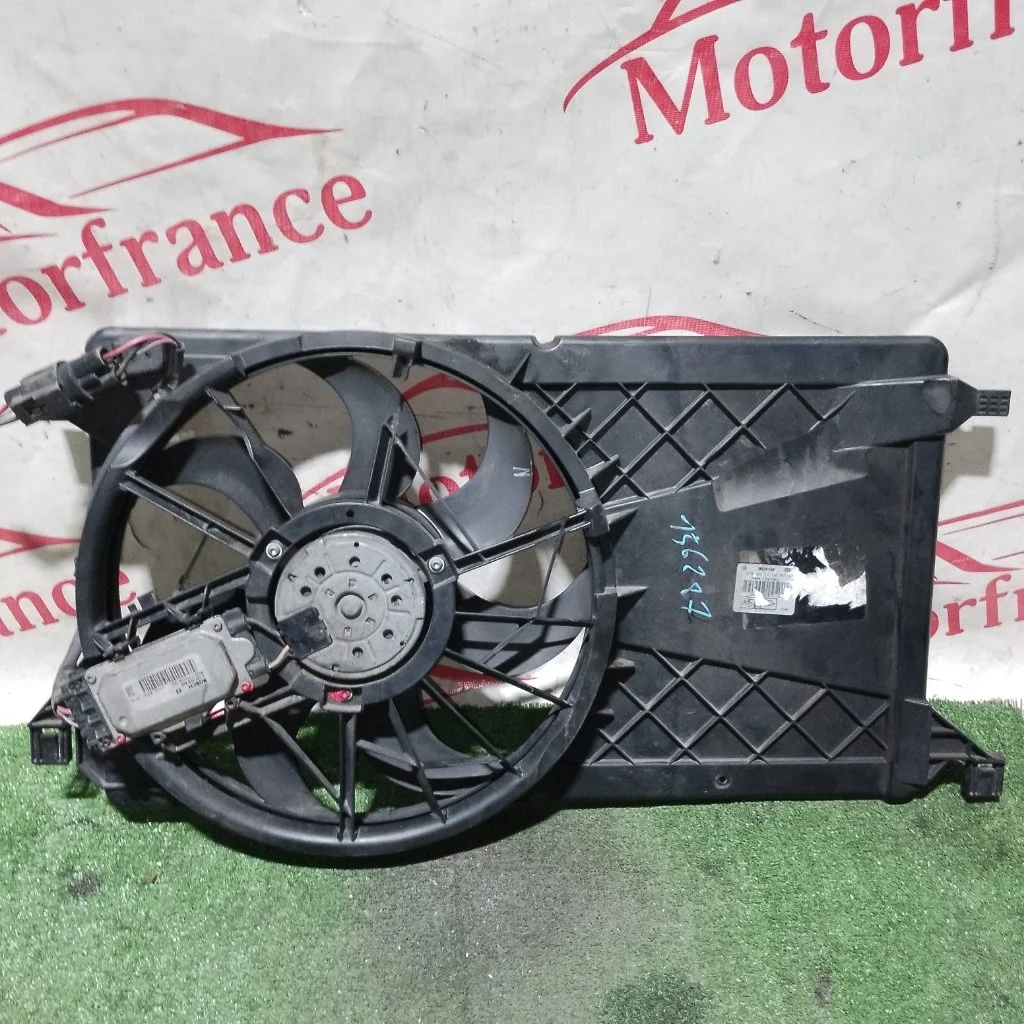 Вентилятор радиатора Ford Focus 2007 0130307142 2