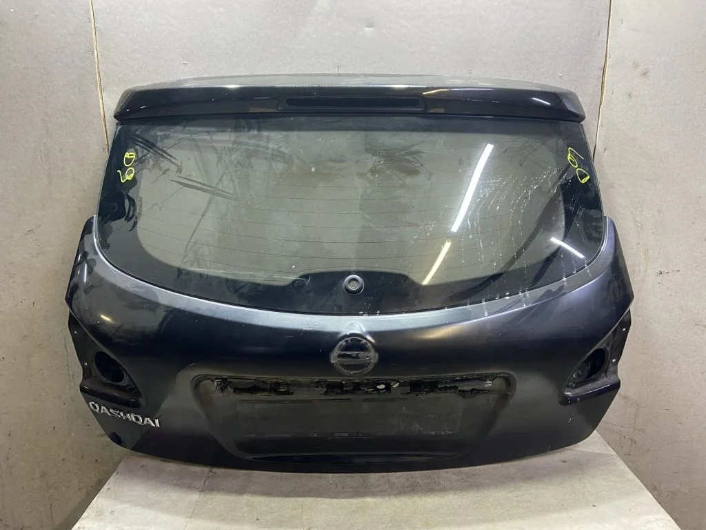 Дверь багажника Nissan Qashqai J10  С ДЕФЕКТОМ