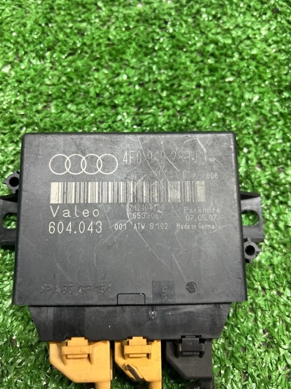 Блок управления парктрониками Audi Q7 4L