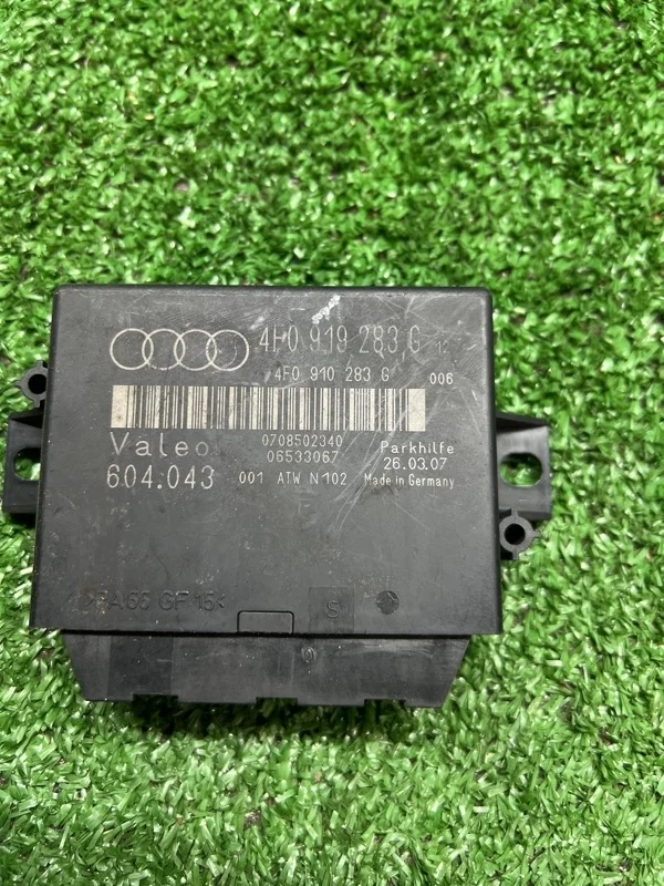 Блок управления парктрониками Audi Q7 4L