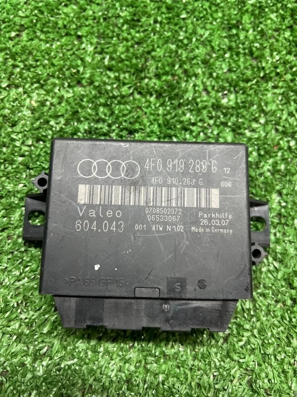 Блок управления парктрониками Audi Q7 4L