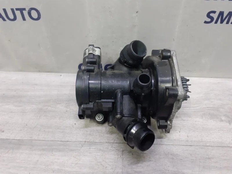 Помпа системы охлаждения Audi Q5 06L121111H 8R 2.0T CNC