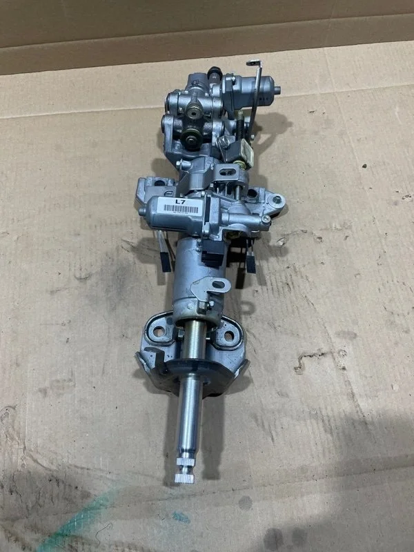 Колонка рулевая Toyota Land Cruiser 2015 4581060121 URJ200 1VD-FTV 4.5