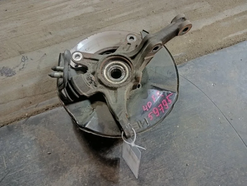 Кулак поворотный Honda Civic 8 2006-2011 4D