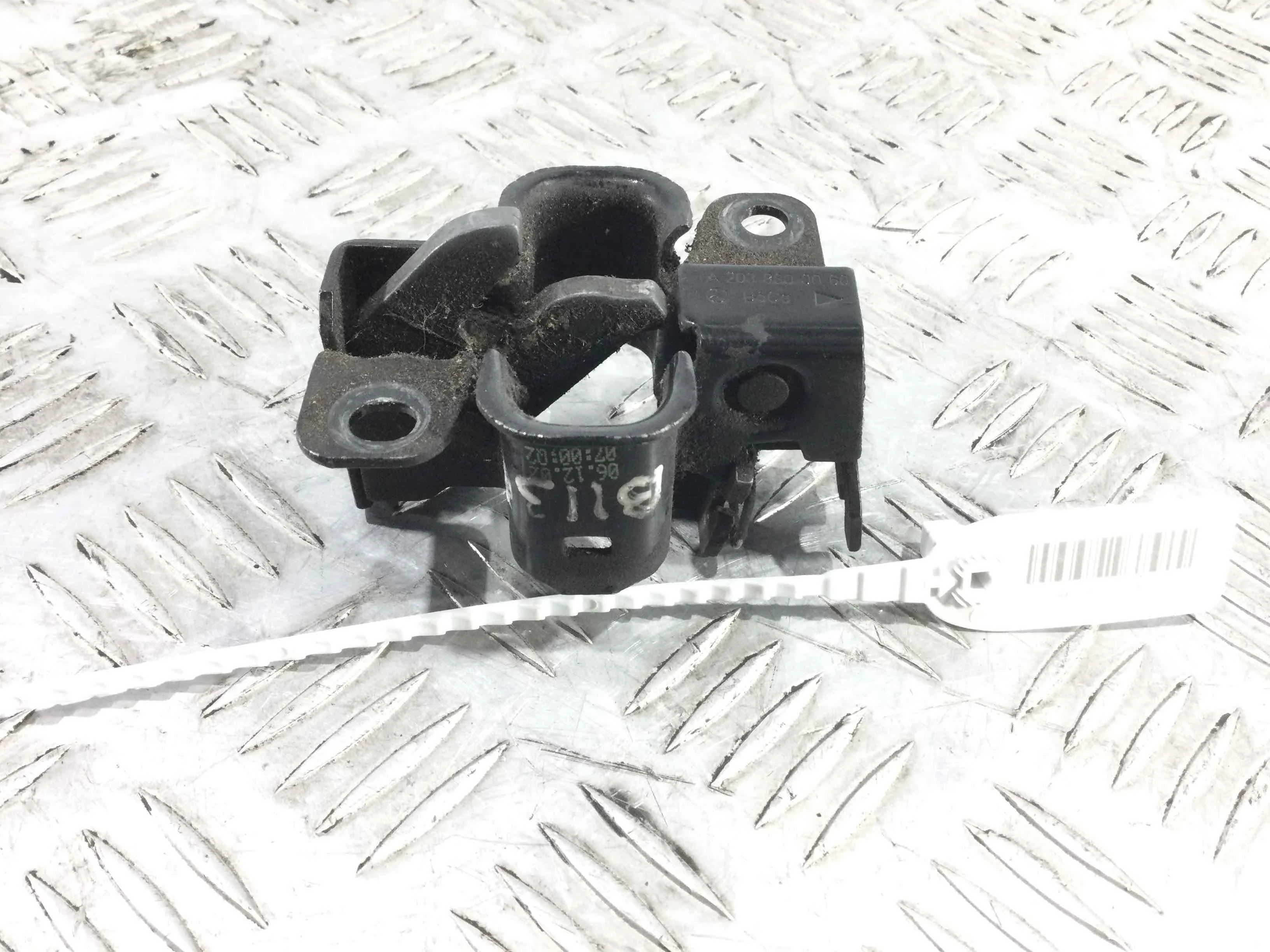 Замок капота Mercedes C-klasse W203/S203/CL203 (2000-2004) дизель 2.2 CDI Автомат Седан