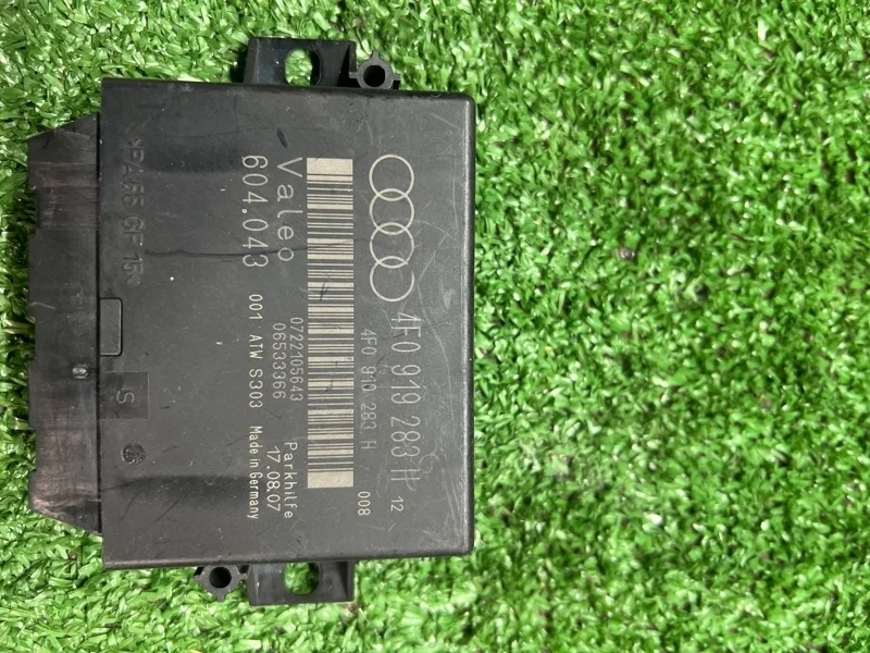 Блок управления парктрониками Audi Q7 4L