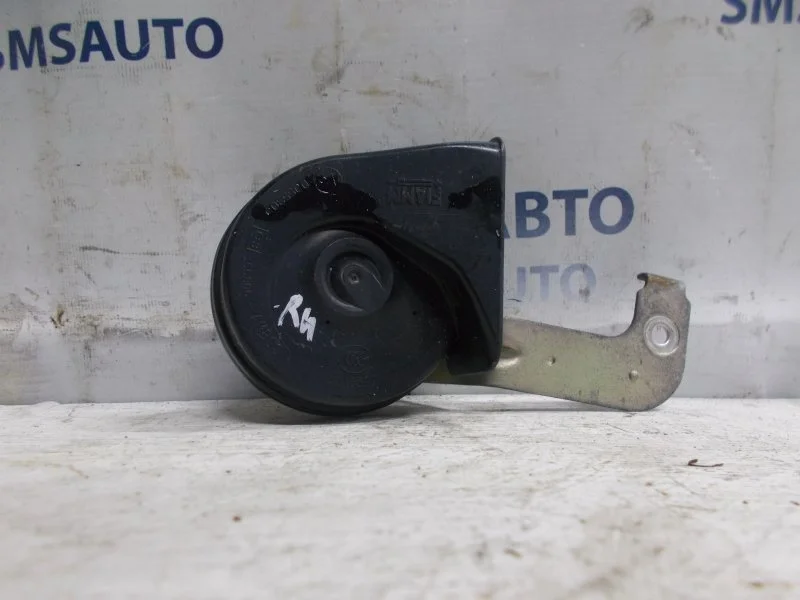 Сигнал звуковой Volvo S40 2008-2012 30796376 С40 2.0, передний правый