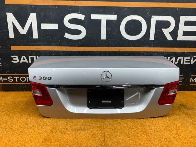 Крышка багажника Mercedes-Benz -class 2013 W212