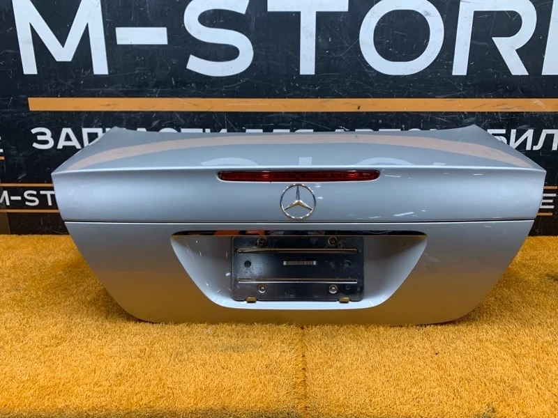 Крышка багажника Mercedes-Benz -class 2003 W211