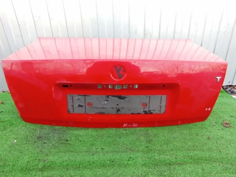 Крышка багажника Volkswagen Passat B5+ 2000