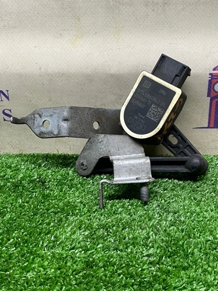 Датчик дорожного просвета BMW F32