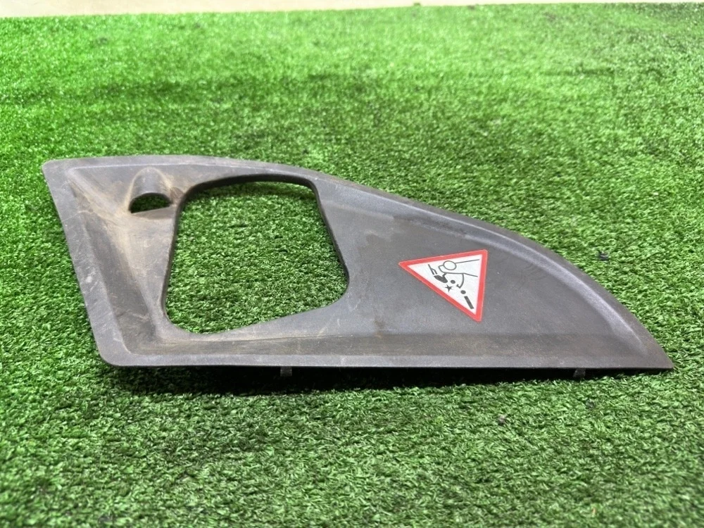 Накладка телевизор BMW F10