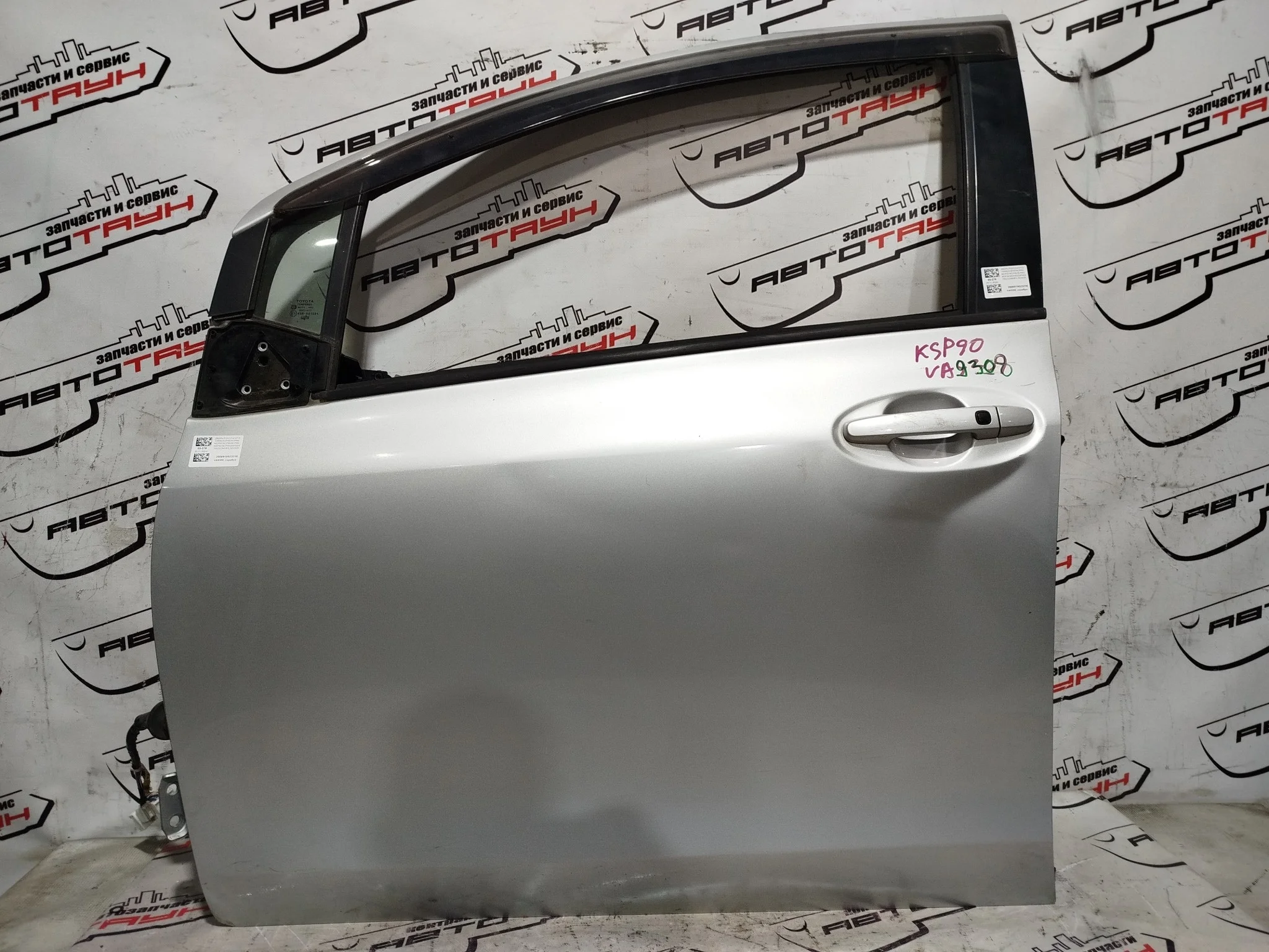 ДВЕРЬ TOYOTA VITZ YARIS KSP90 NCP90 NCP91 NCP95 NLP90 NSP90 SCP90 ZSP90 6700252340 ПЕРЕДНЯЯ ЛЕВАЯ 5 DOOR серебро, 1E7 VA9308