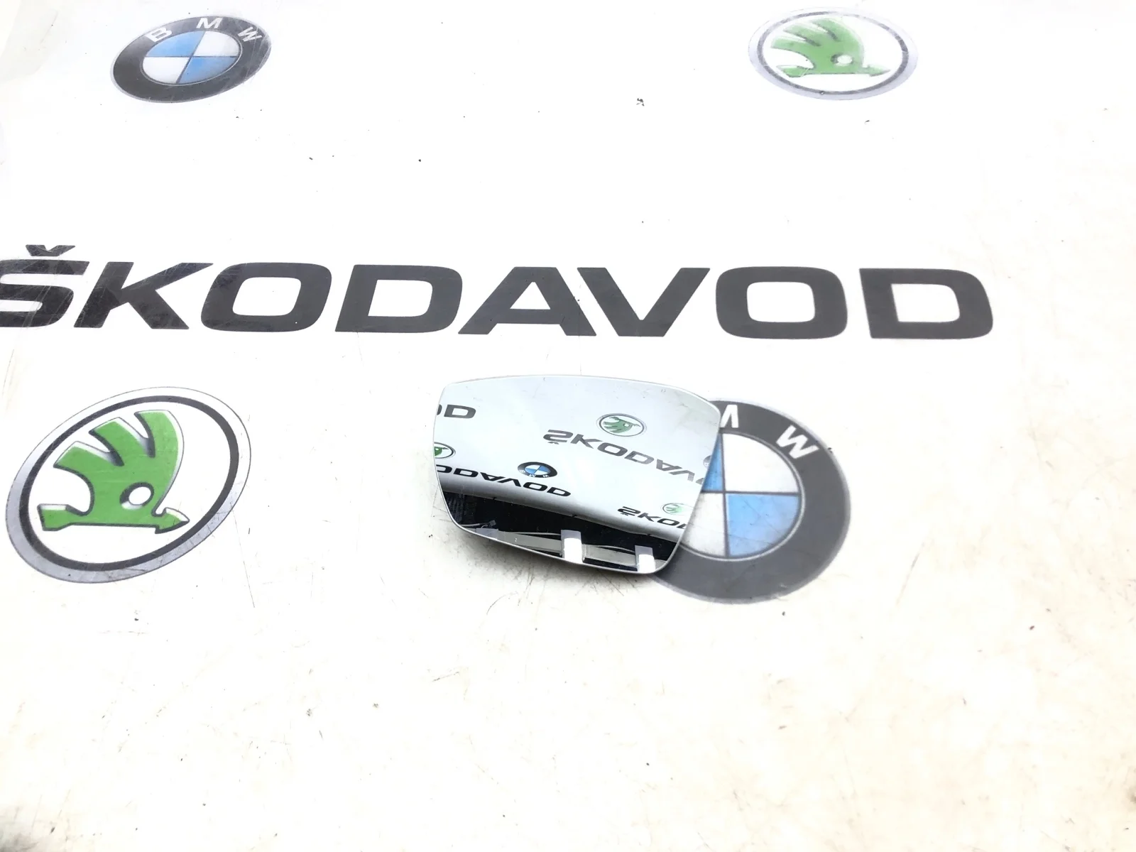 Зеркальный элемент Skoda Octavia 2015 5E0857521 A7 (5E), левый