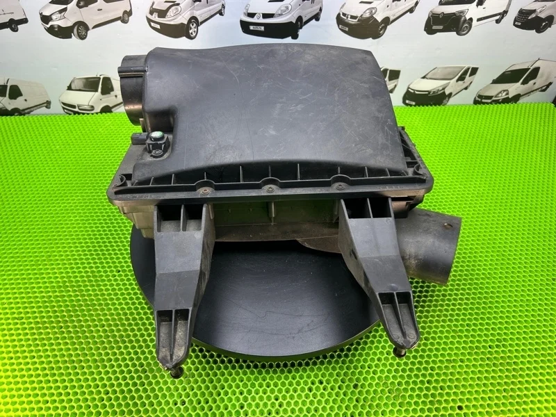 Корпус воздушного фильтра Mercedes Sprinter W906