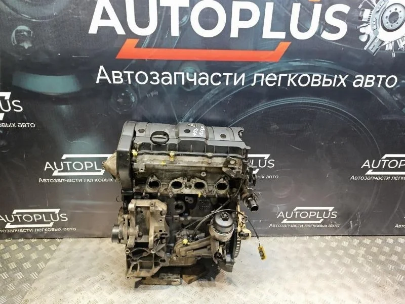 Двигатель Peugeot 307 2001-2008 0135EH 1.6 NFU