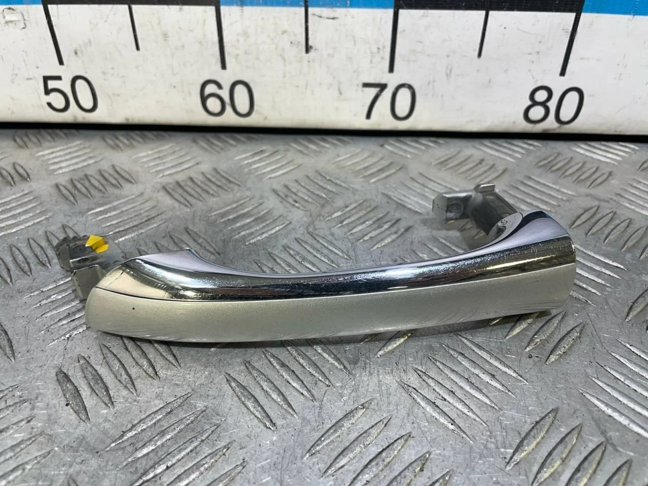 [Б/У] Ручка двери наружная передняя левая Mercedes W215 W220 [Код: 00529128 ]
