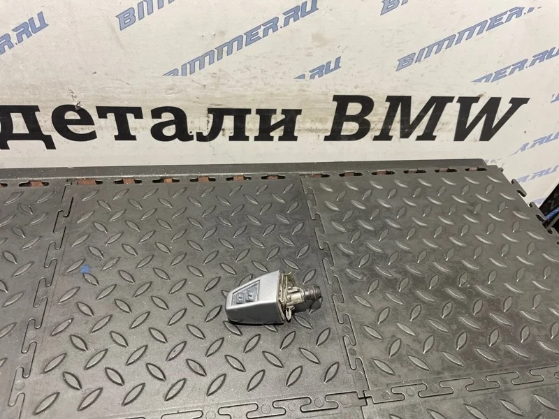 Форсунка омывателя фар Bmw 51133411430 E83, правая