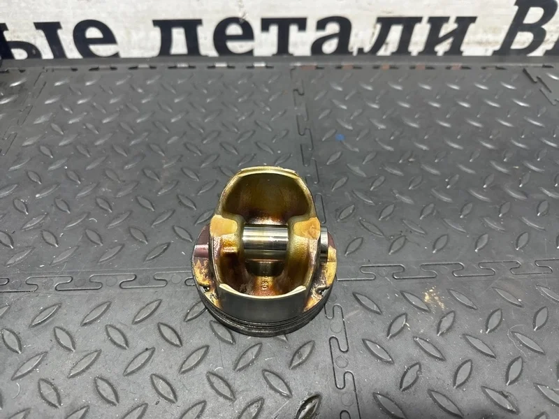 Поршень Bmw 320Ix 11258606461 F30 N20B20B