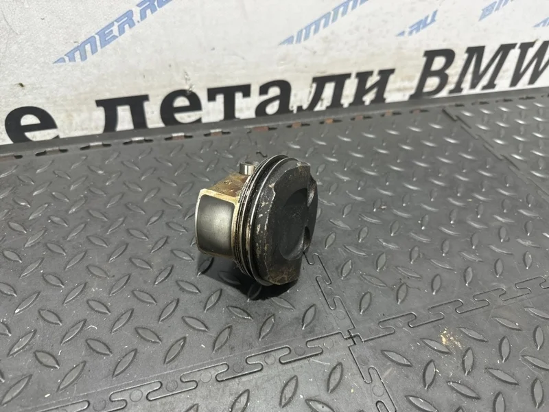 Поршень Bmw 320Ix 11258606461 F30 N20B20B