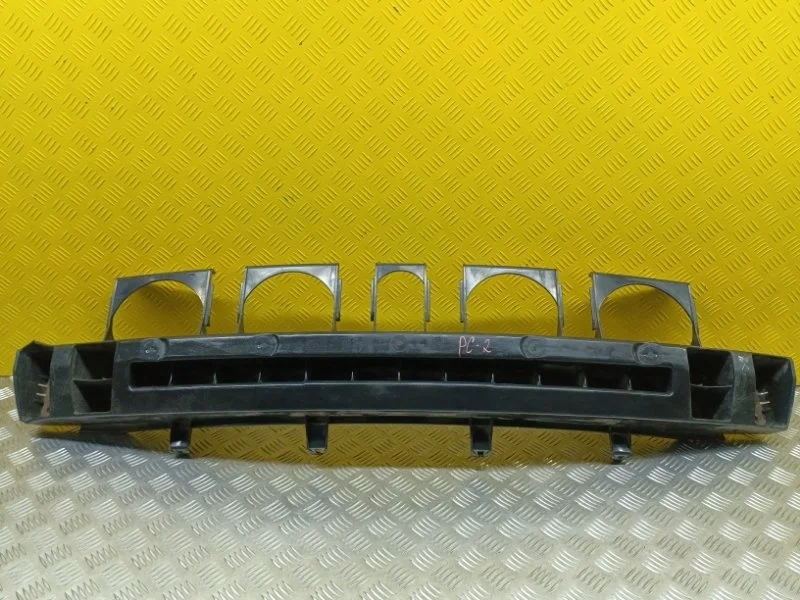 Усилитель бампера заднего Chrysler Pacifica (2003-2008) 2004