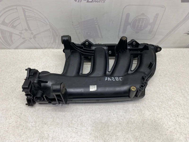 Впускной коллектор Mercedes W204