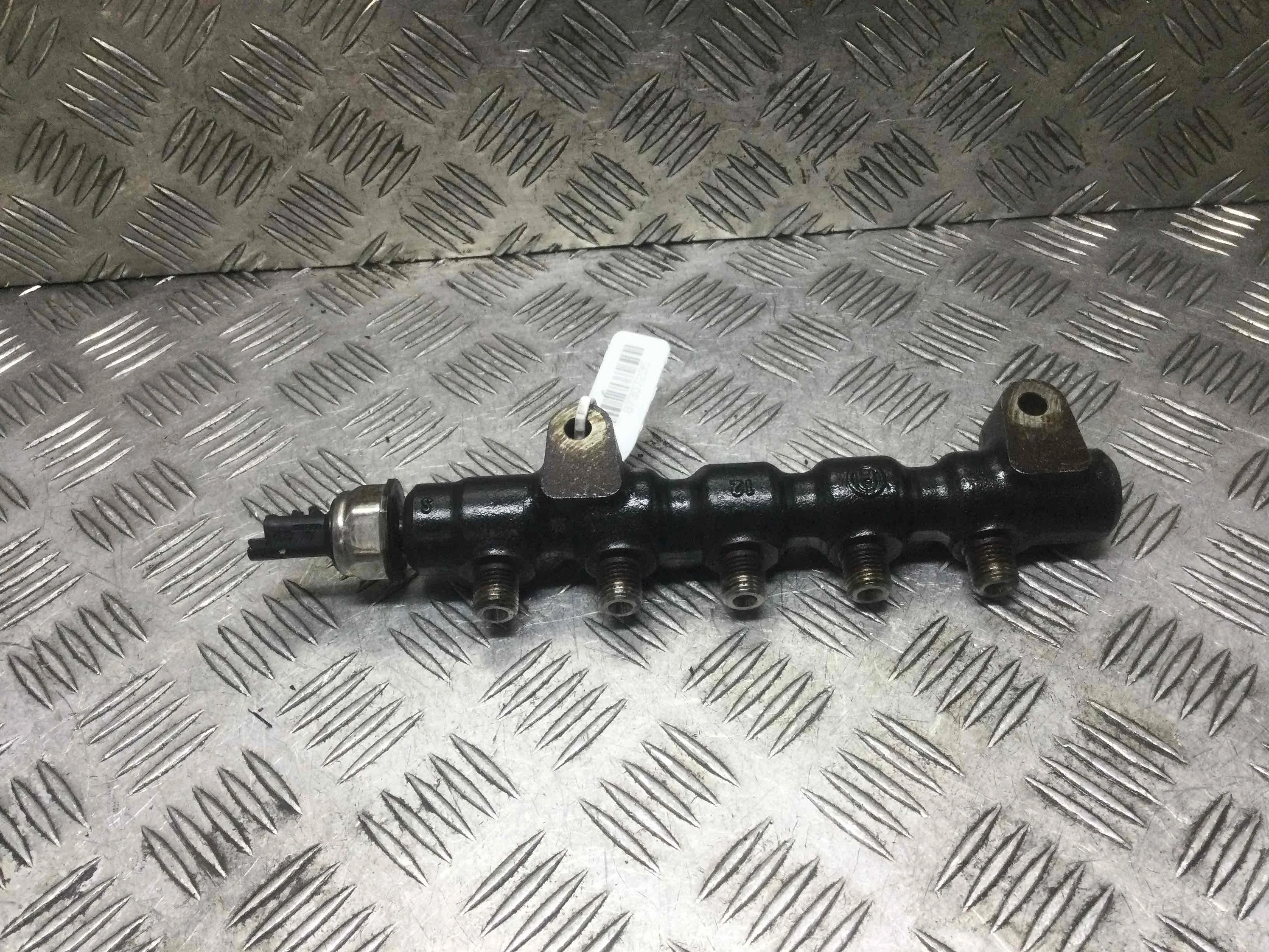 Топливная рампа Ford Focus 3 поколение (2011-2014) дизель 1.6 TDCi Механика Х/б