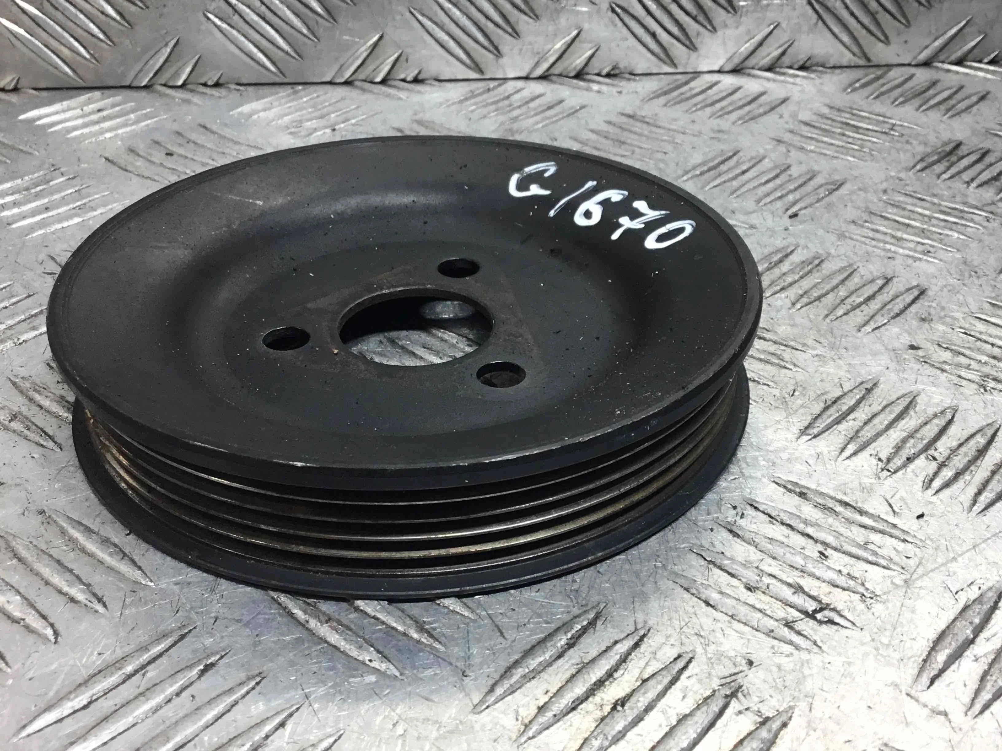 Шкив насоса гидроусилителя Audi A4 B5 (1994-1999) бензин 1.6 i Механика Седан