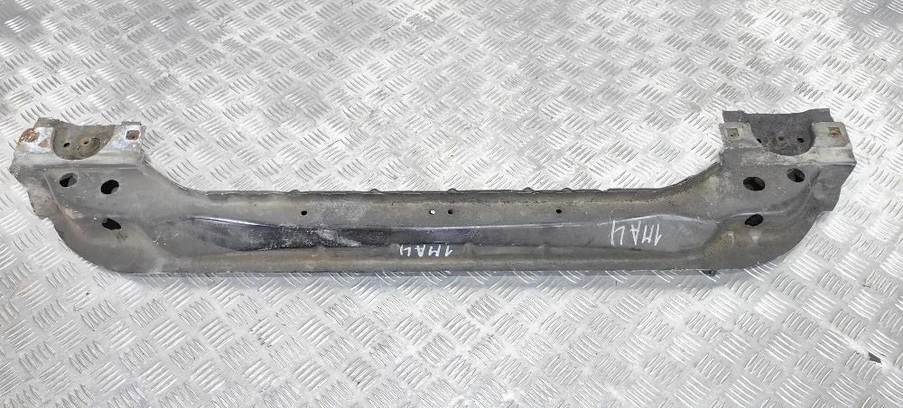 Балка передняя поперечная Range Sport L320 05-13
