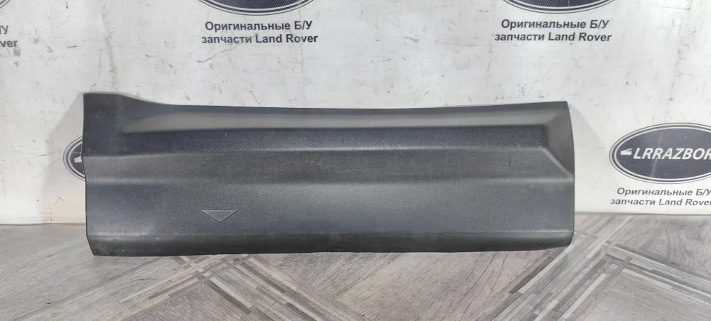 Молдинг правый задний Land Rover Freelander 2