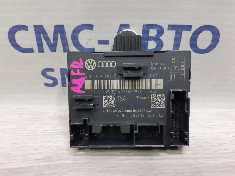 Блок управления двери Audi A8 2014 4H0959793A D4 3.0 CRE, передний левый