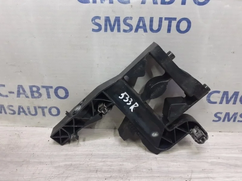 Кронштейн фары Audi A7 2011 4G8805608 C7 3.0 CGW, передний правый