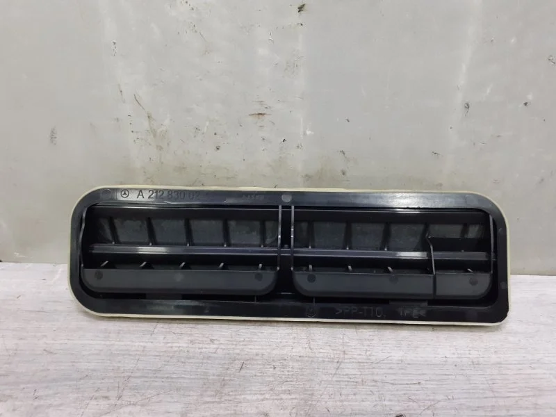 Воздуховод Mercedes-Benz E-Class A2128300242 W212