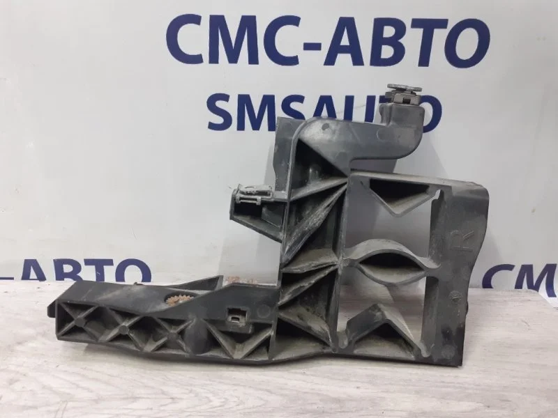 Кронштейн фары Audi A7 4G8805608 4G 3.0 CGW, передний правый