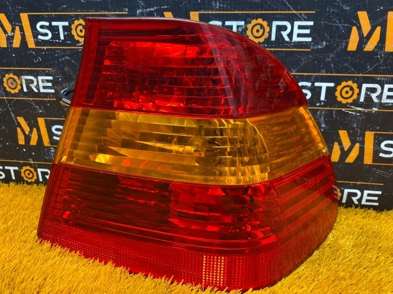 Фонарь задний BMW 3-Series 2003 E46