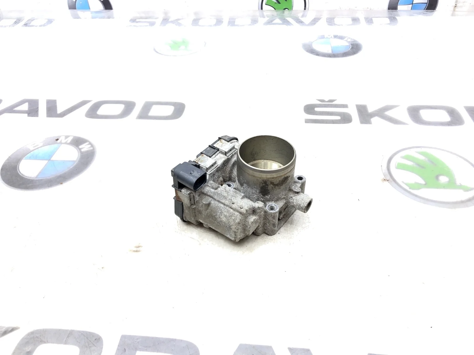 Дроссельная заслонка Skoda Octavia 2015 03F133062B A7 (5E) 1.2 CJZA