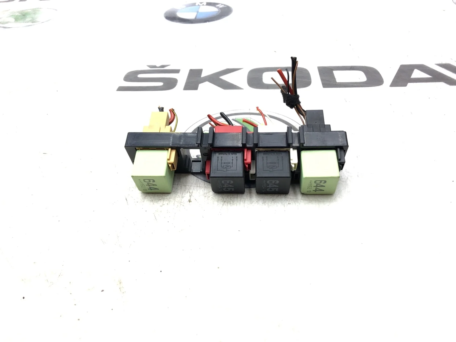 Блок реле Skoda Octavia 2012 4H0951253A A5 (1Z) 1.8 CDAB
