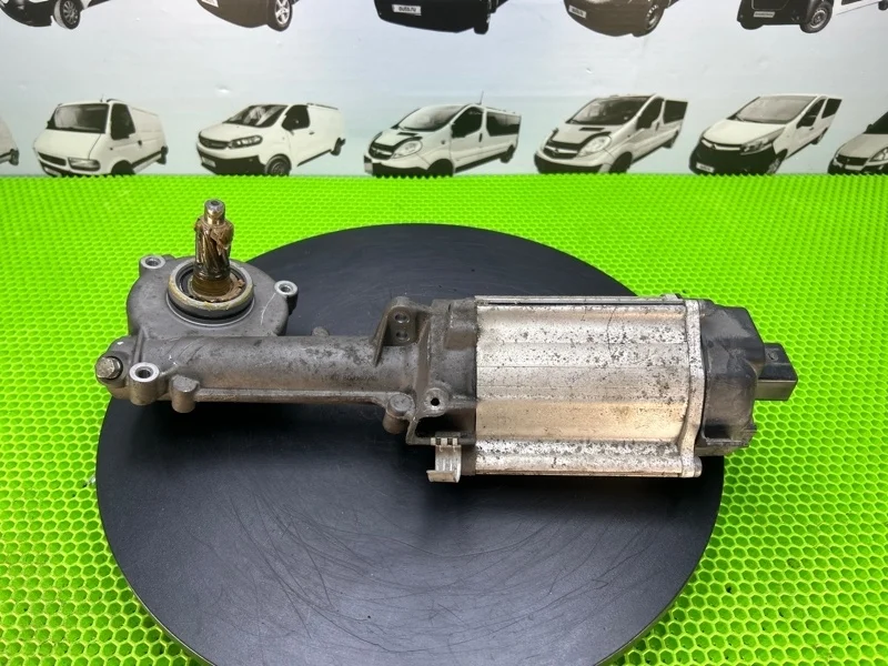 Мотор рулевой рейки Volkswagen Touran 1