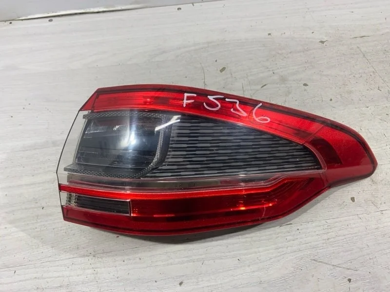 Фонарь задний наружный правый Ford S-Max (06-15)