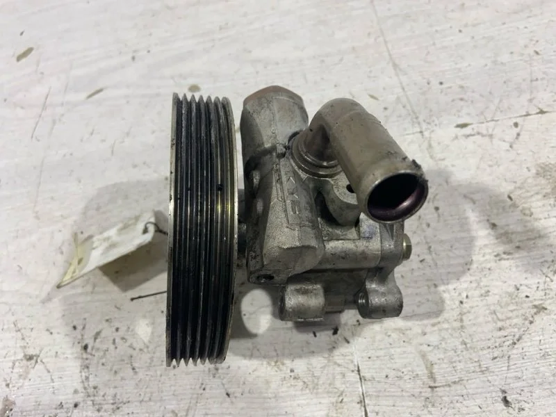 Насос гидроусилителя Ford Fusion (01-12) UAV 1.4L