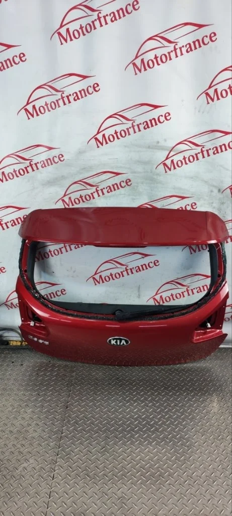 Крышка багажника Kia Ceed 2