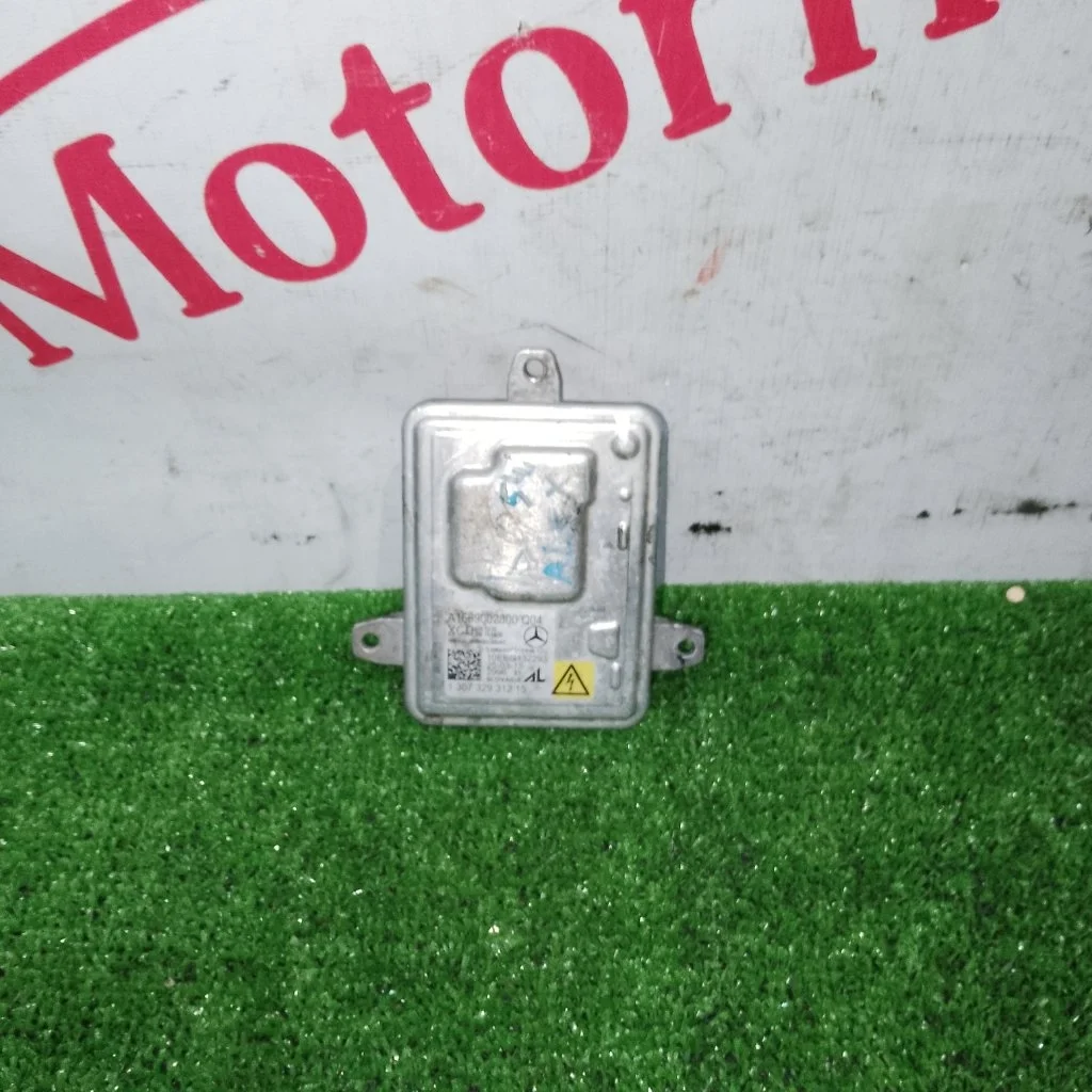 Блок розжига ксенона Mercedes-Benz M-Class A1669002800 W164