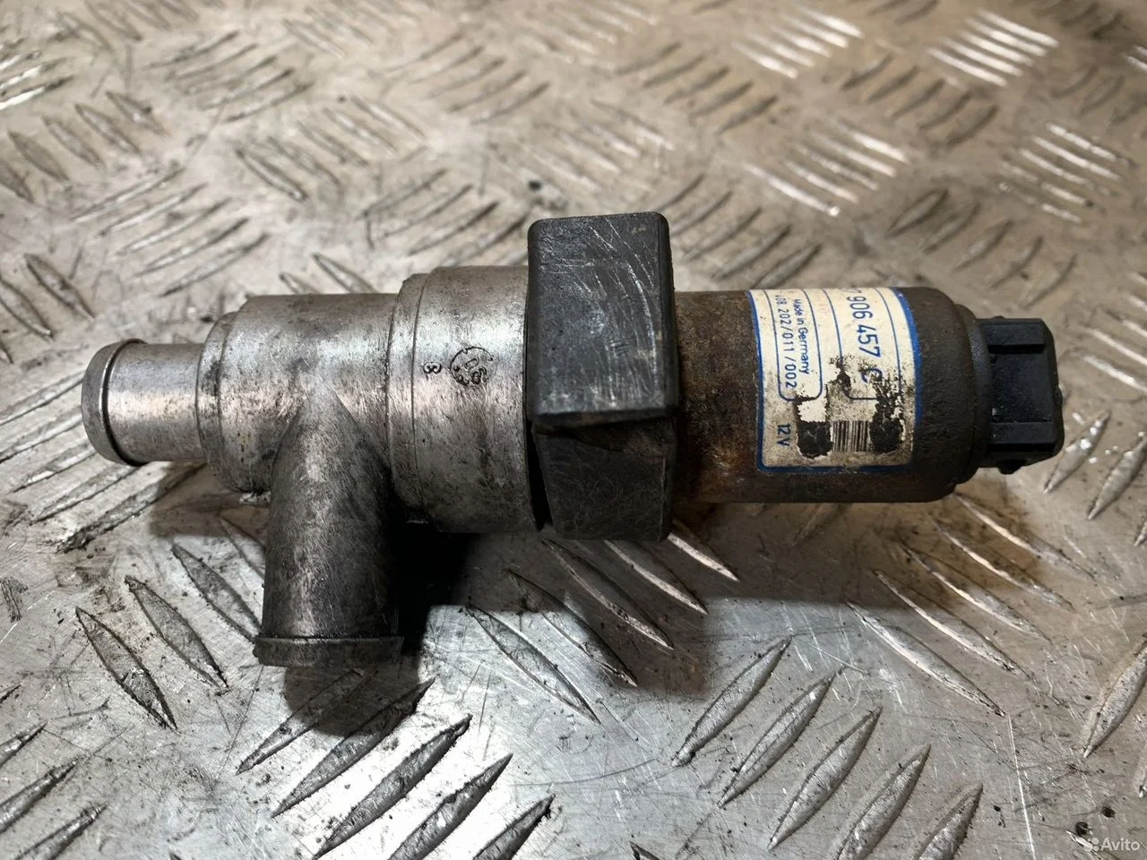 Клапан холостого хода 037906457c vw т4 aac aaf