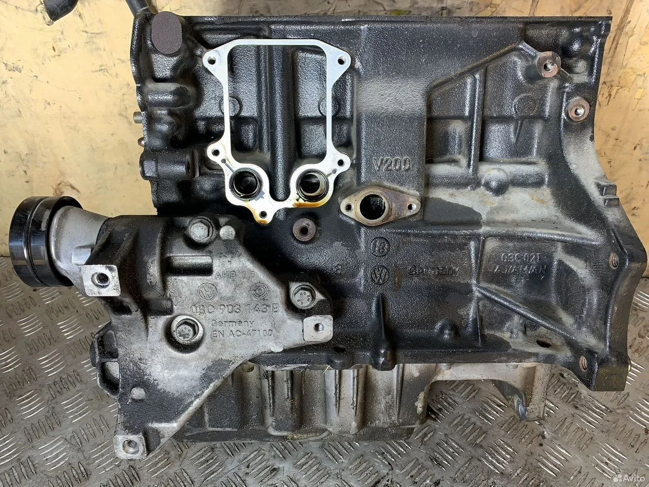 Блок двигателя 1,4 cava vw golf tiguan jetta