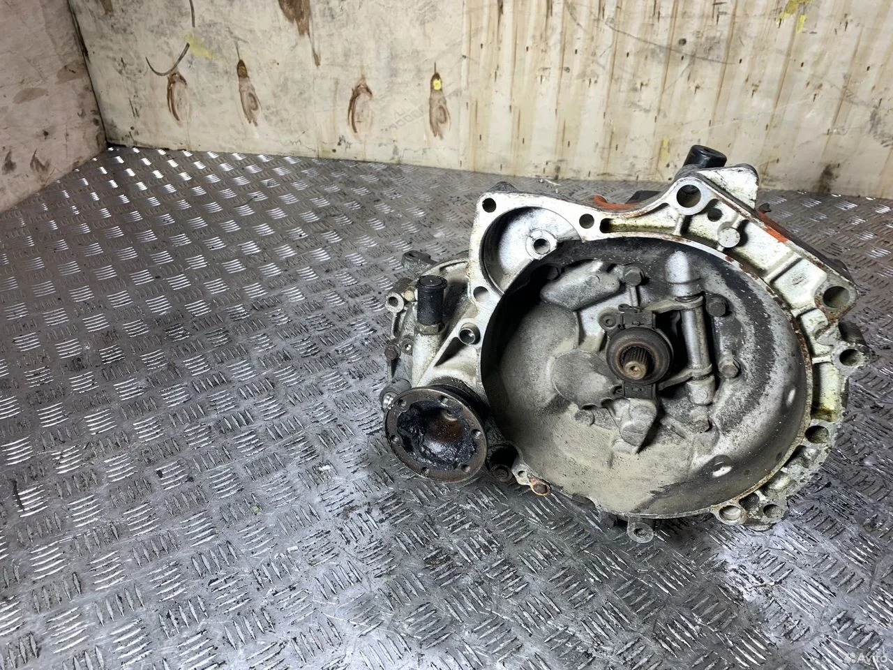 Мкпп 085 volkswagen polo 1.4-1.6л. apq aee