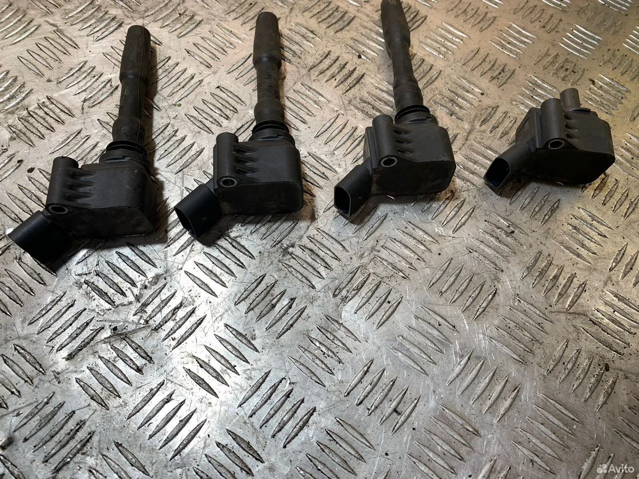 Катушка зажигания 1.8 cjeb 06h905110e audi a4