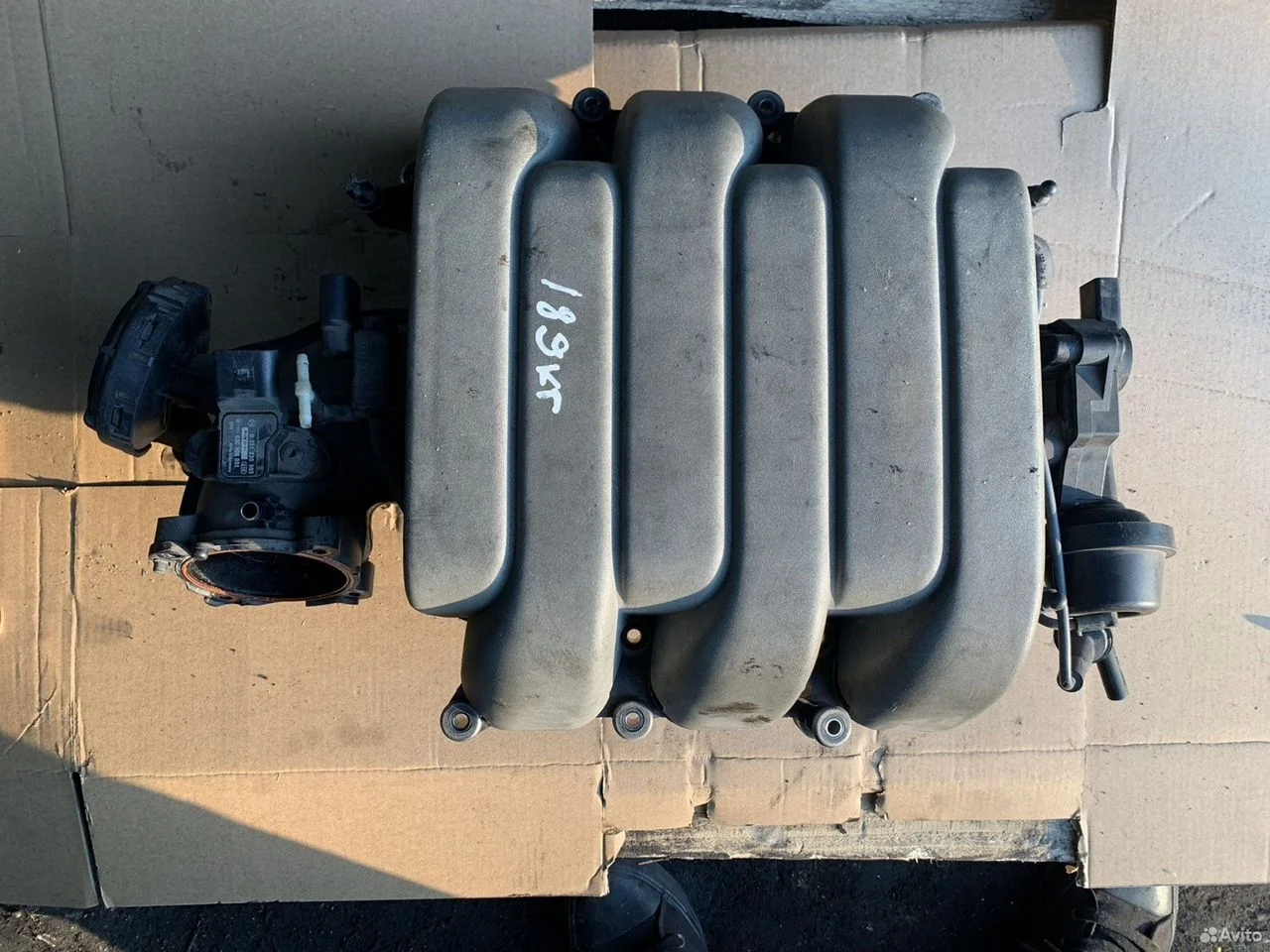 Впускной коллектор 06e133210j 3.2auk bkh bpk audi