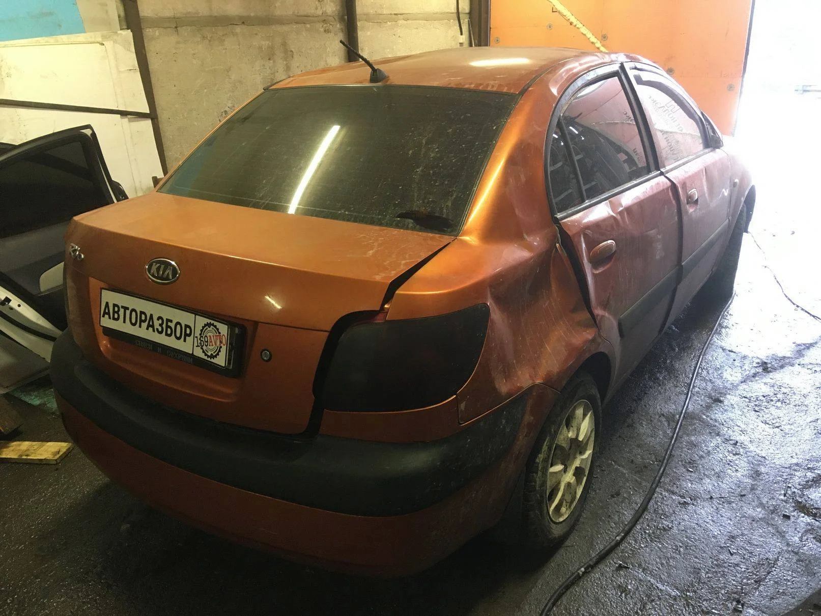 Продажа Kia Rio 1.4 (95Hp) (G4EE) FWD MT по запчастям