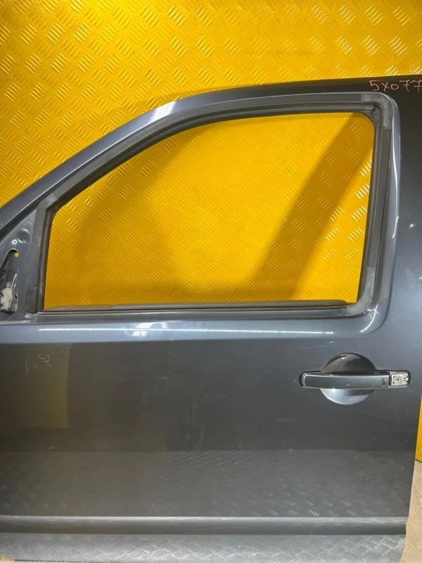 Стекло двери передней левой Nissan Pathfinder (R51M) 2004-2013 2010
